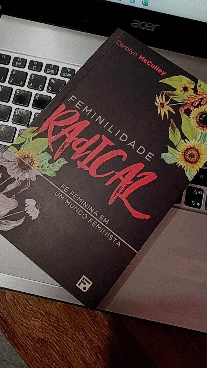 O que é uma mulher? (lendo Feminilidade Radical)
